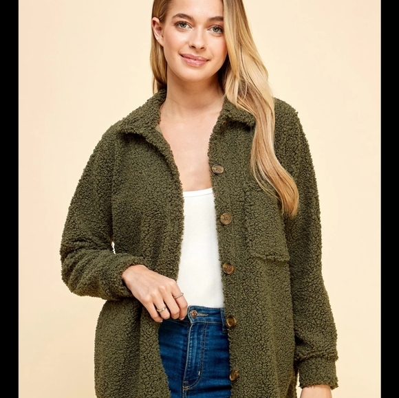 Les Amis Jackets & Blazers - Les Amis Sherpa Shacket